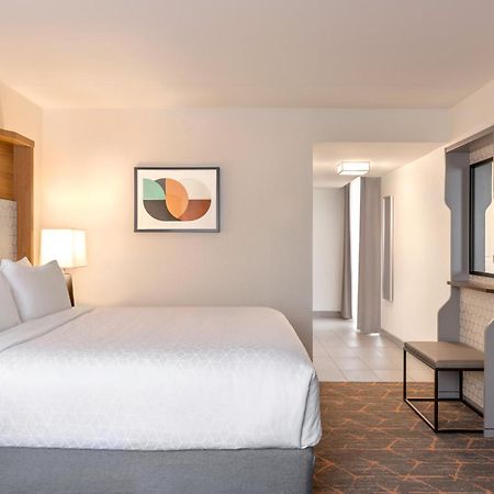 Doubletree By Hilton Fort Worth South Bagian luar foto