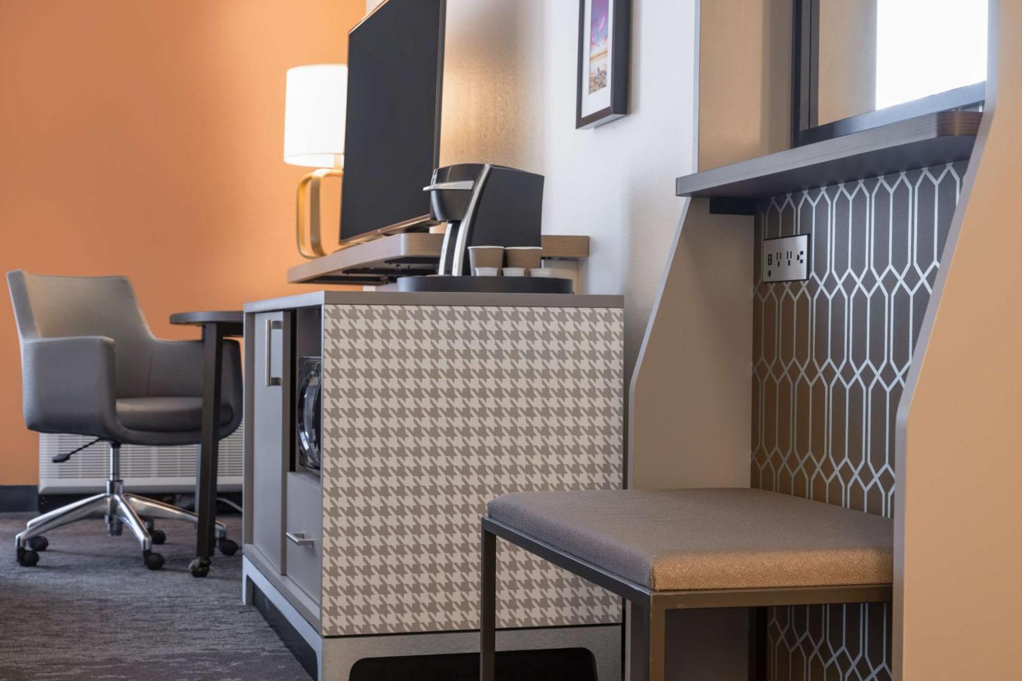Doubletree By Hilton Fort Worth South Bagian luar foto