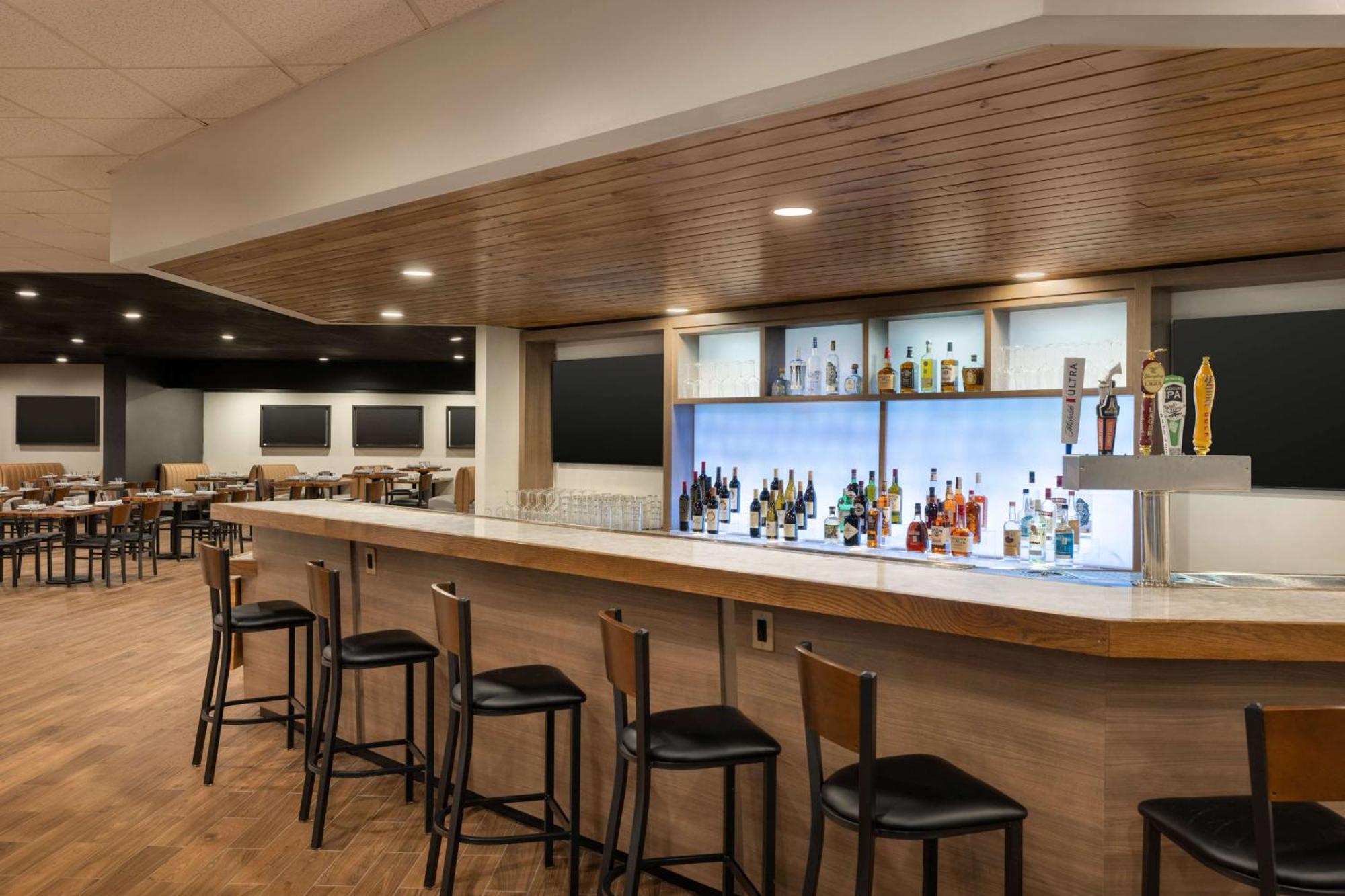 Doubletree By Hilton Fort Worth South Bagian luar foto