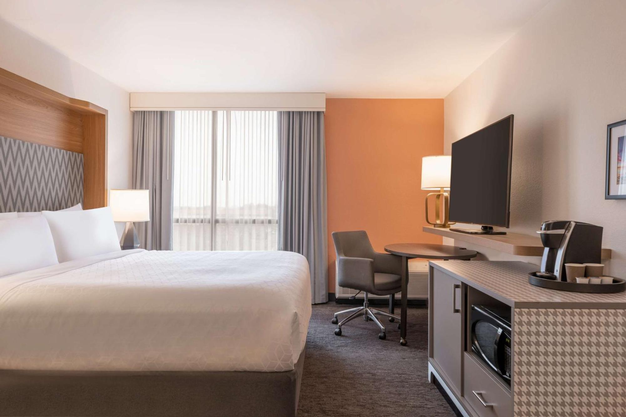 Doubletree By Hilton Fort Worth South Bagian luar foto