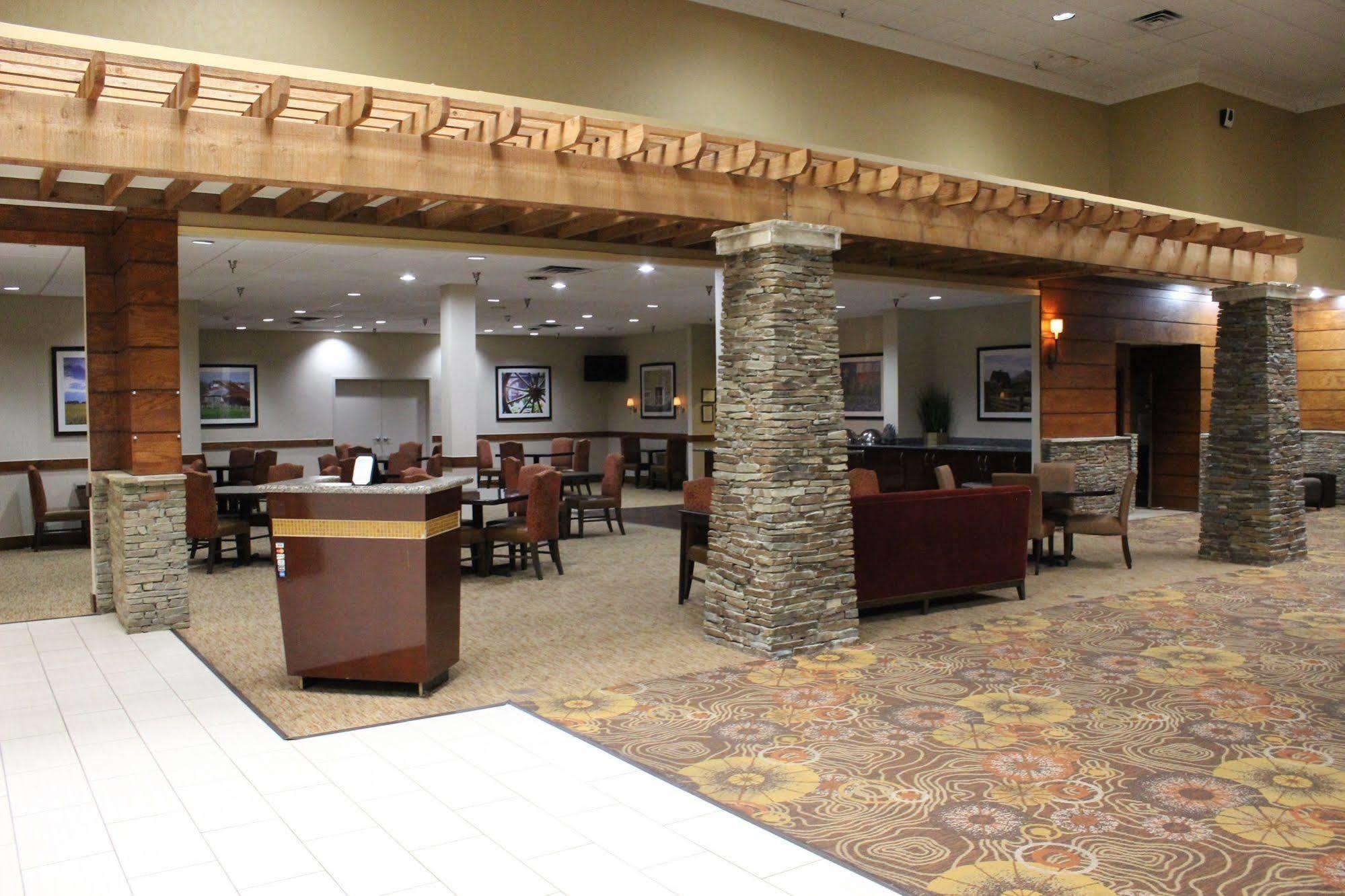 Doubletree By Hilton Fort Worth South Bagian luar foto